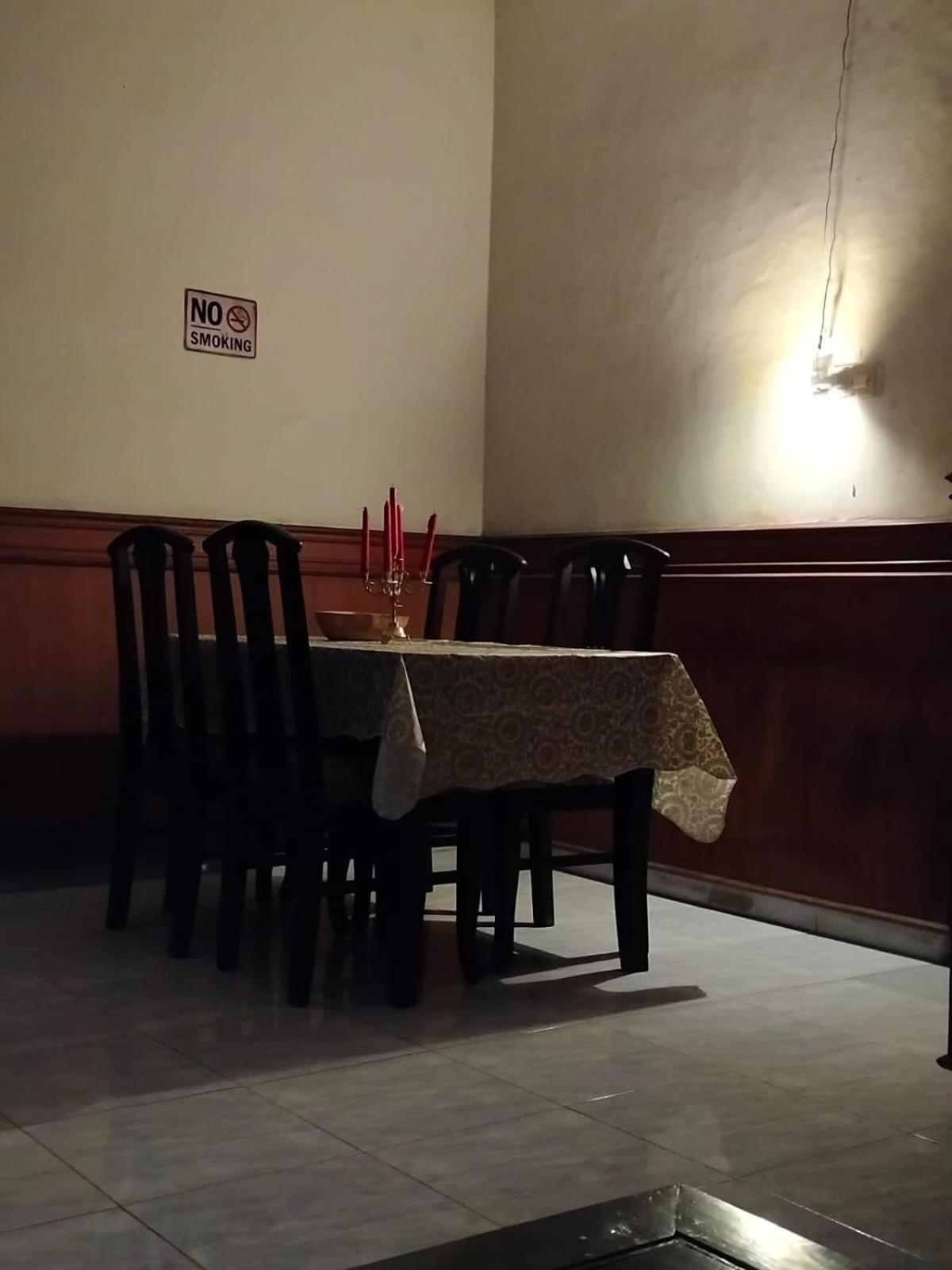 Bed and Breakfast Human House Surabaja Zewnętrze zdjęcie